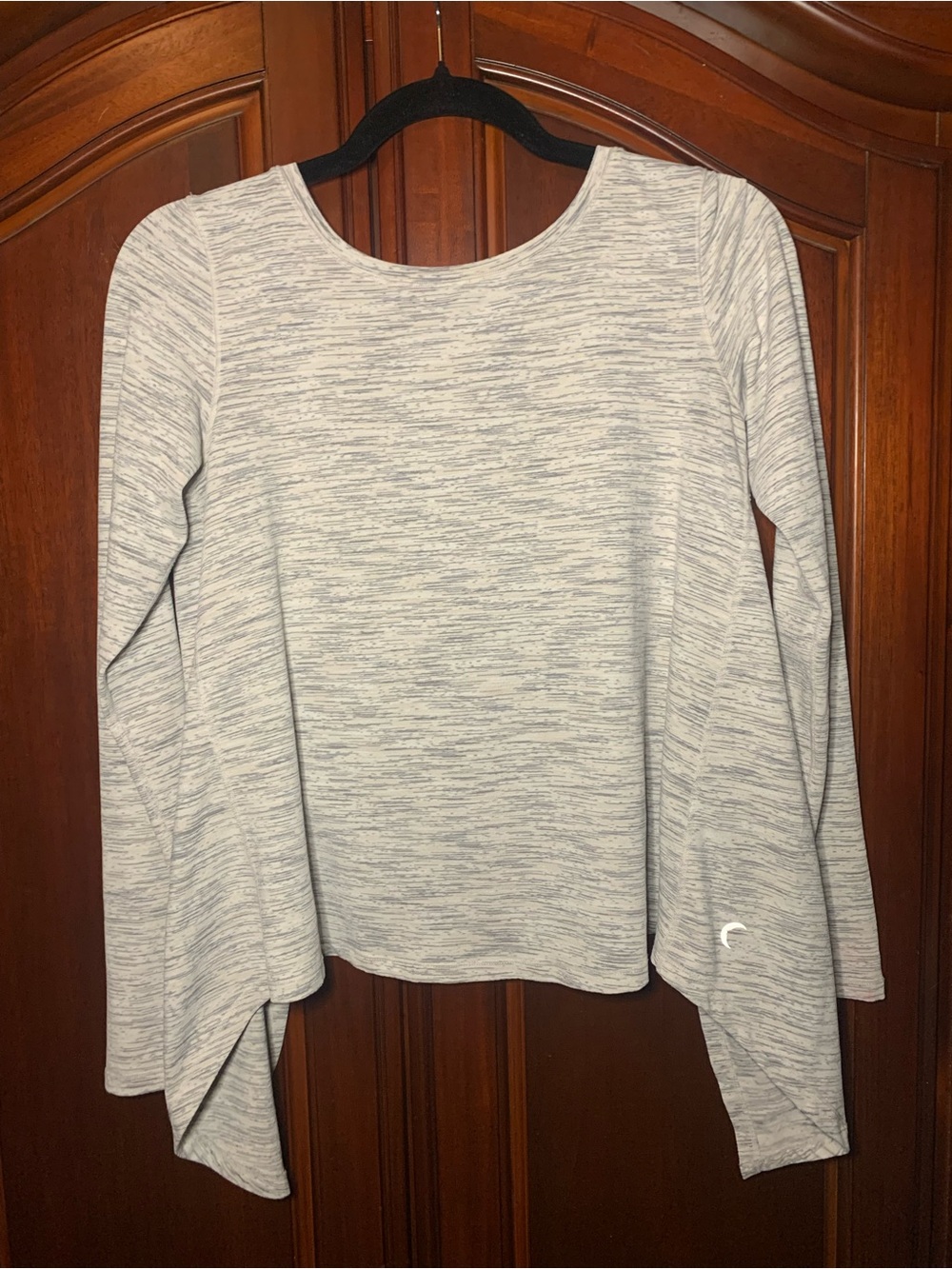 ZYIA Light Heather Gray Scoop Neck Long-Sleeve Top